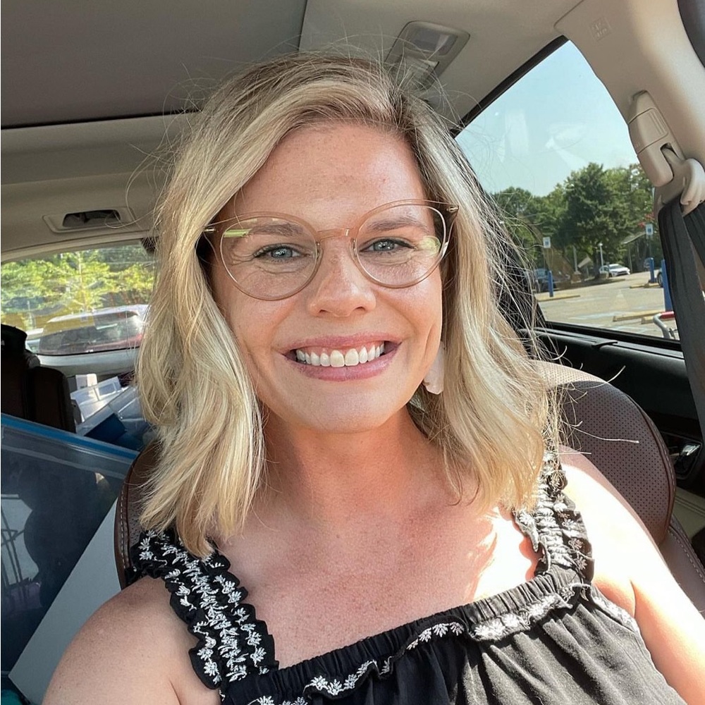 Meet your Posher, Amanda